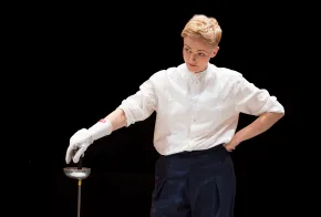 Maxine Peake "Hamlet"