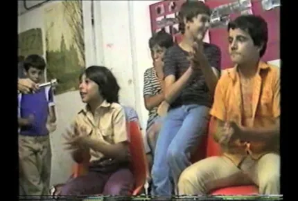 Los jóvenes del barrio