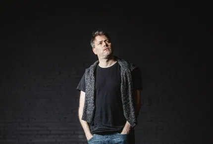 Retrato Milo Rau 3