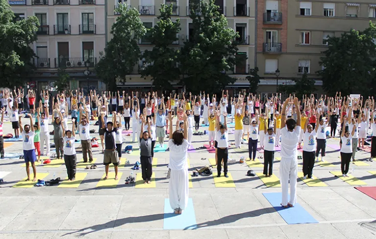 Día Internacional del Yoga