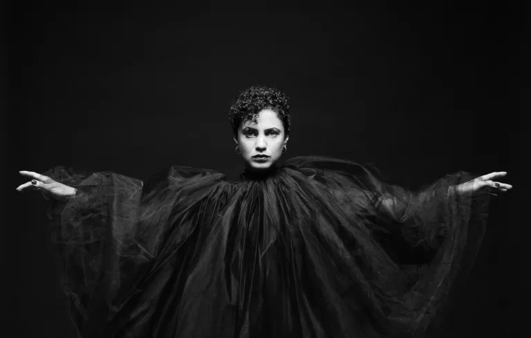 EMEL MATHLOUTHI © PartisanRecords_EbruYildiz