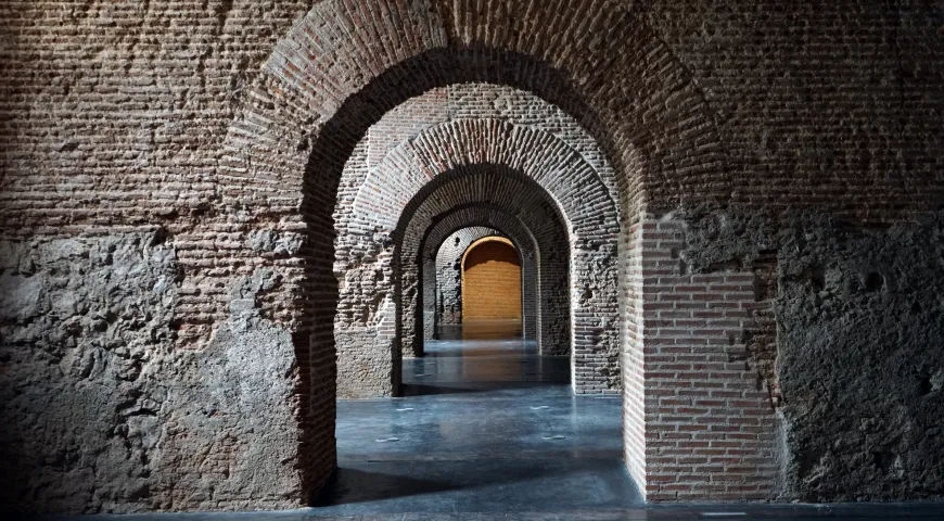 Sala de Bóvedas © Johny Fuller-Rowell